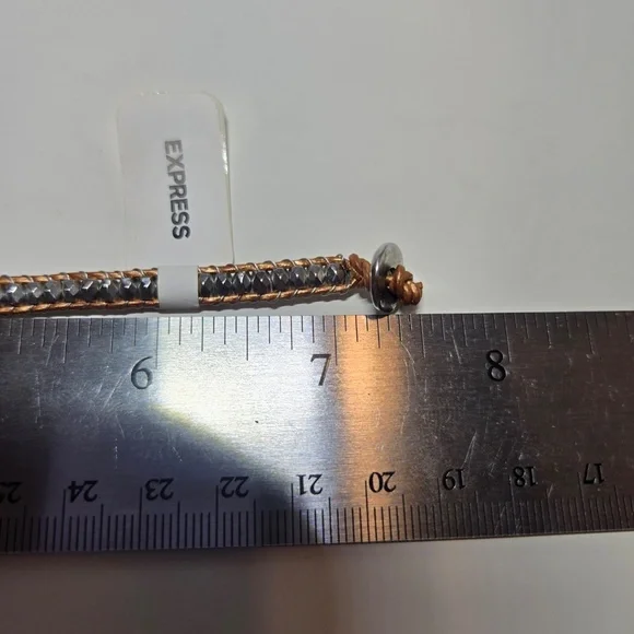 🌺 Express Metallic Beaded Wrap Bracelet NWT - Picture 8 of 8